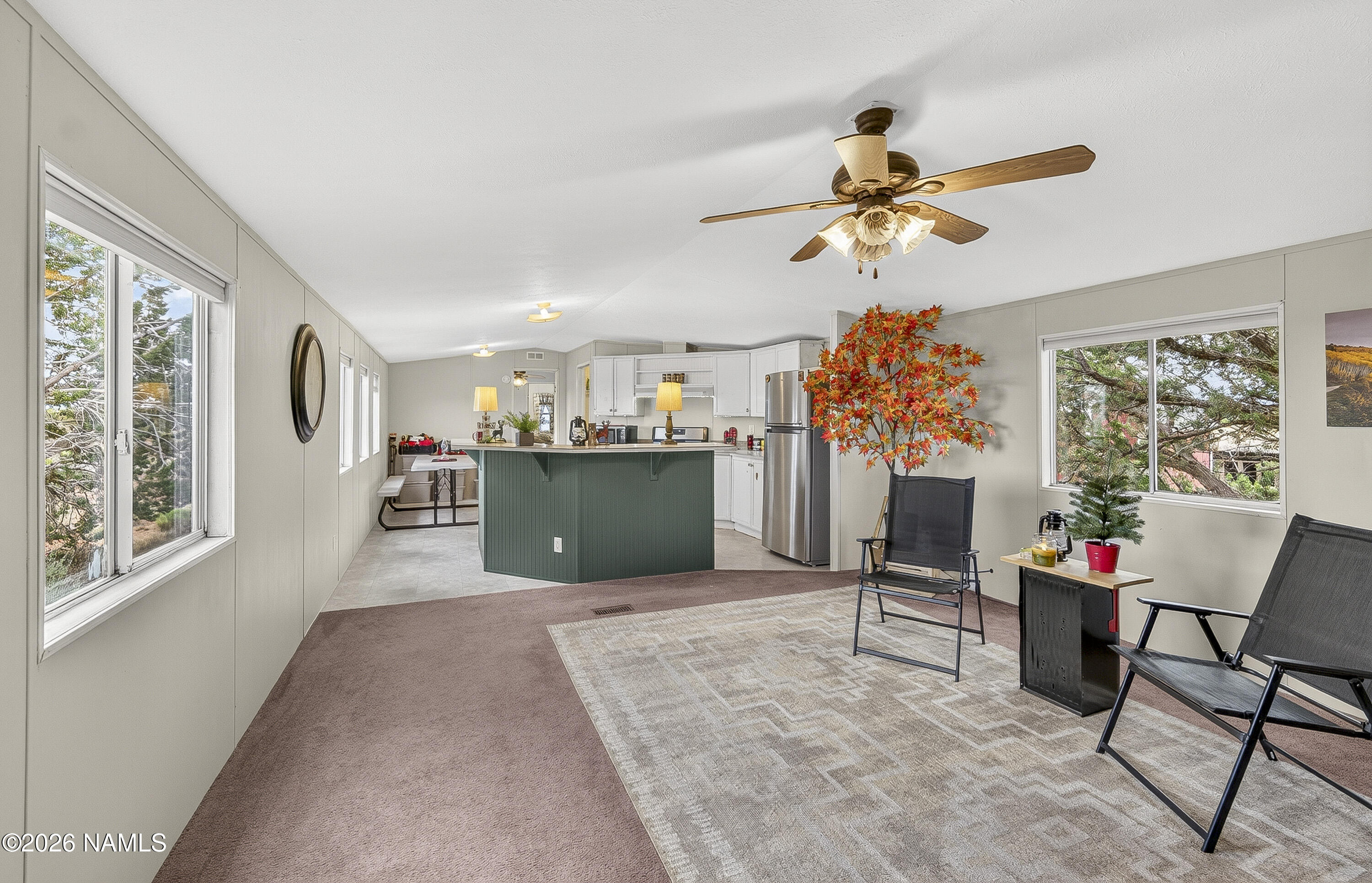 3904 Santa Clara Road Williams, AZ 86046 - Photo 4 of 41 Lounge /entrance