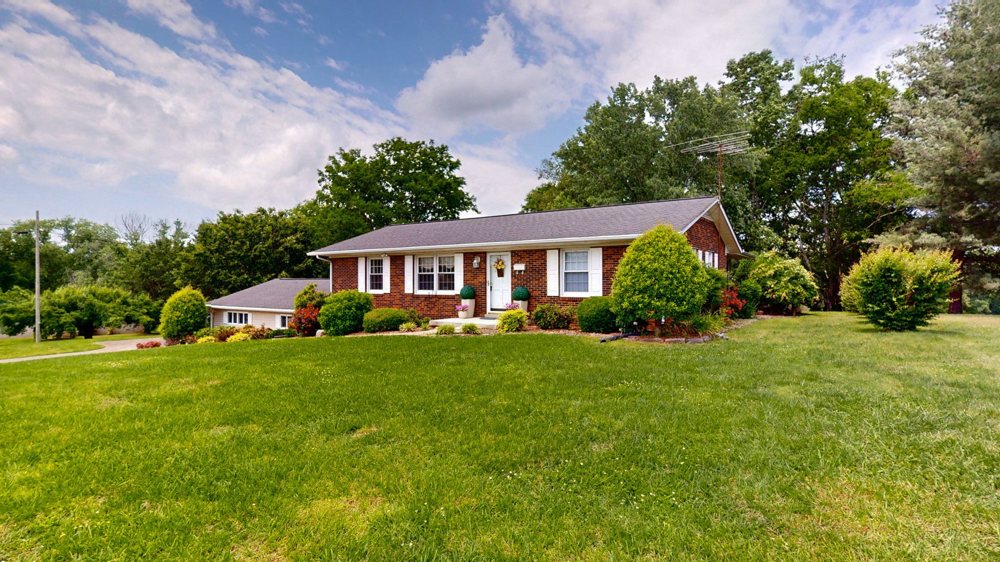 903 River Ranch Road Shelbyville, TN 37160 - Photo 4 of 50 Gallery Image 4