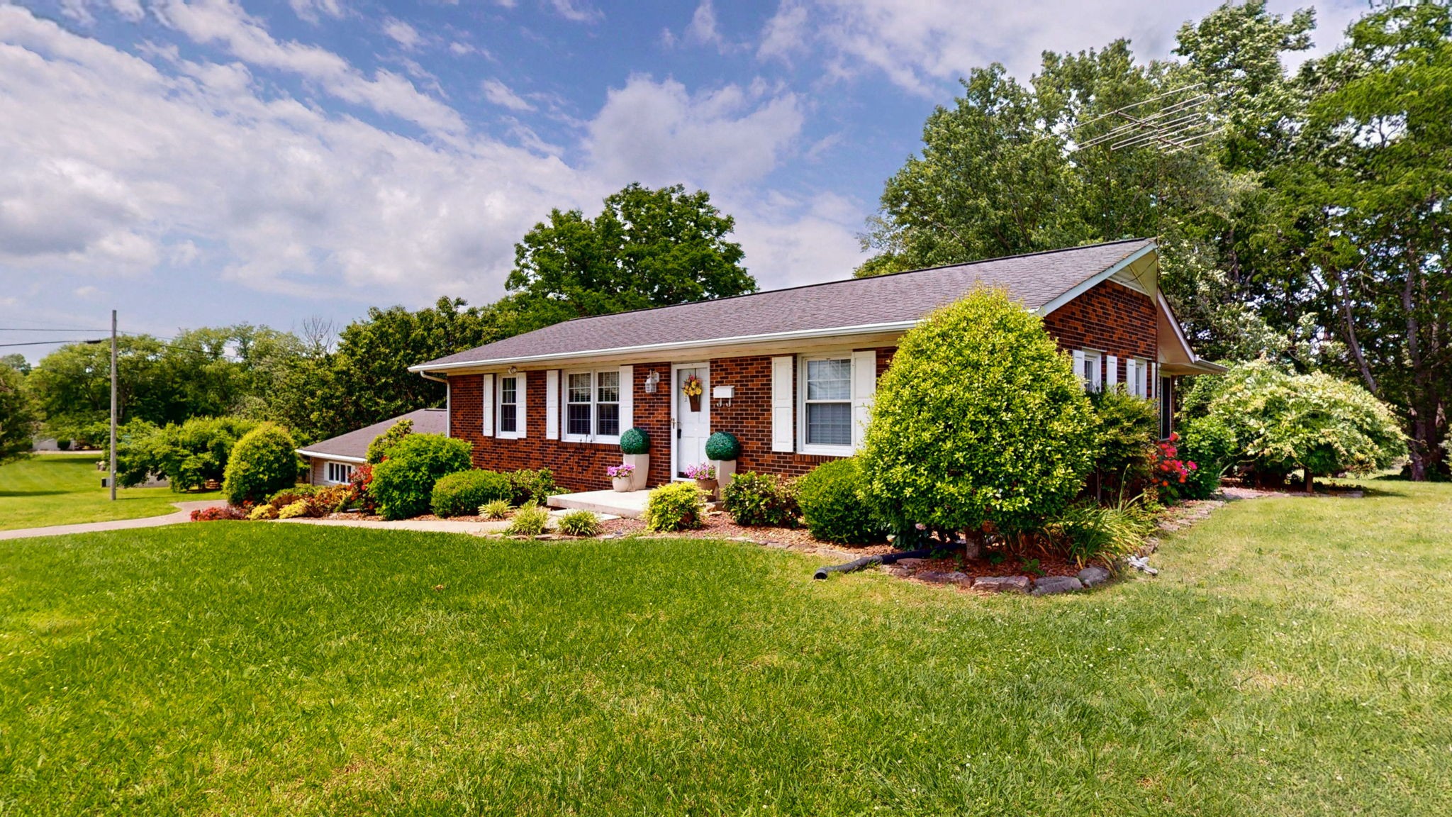 903 River Ranch Road Shelbyville, TN 37160 - Photo 5 of 50 Gallery Image 5