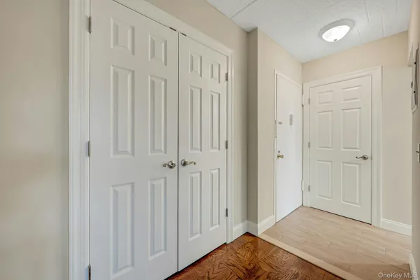 $2,995 | 505 White Plains Road, Unit 1B, Eastchester, NY 10709