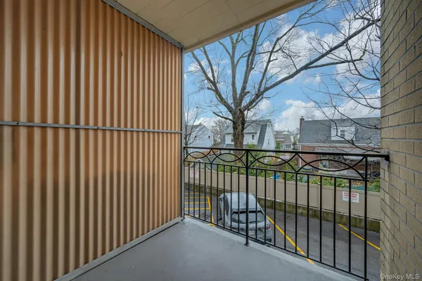$2,995 | 505 White Plains Road, Unit 1B, Eastchester, NY 10709