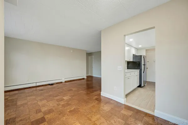 $2,995 | 505 White Plains Road, Unit 1B, Eastchester, NY 10709