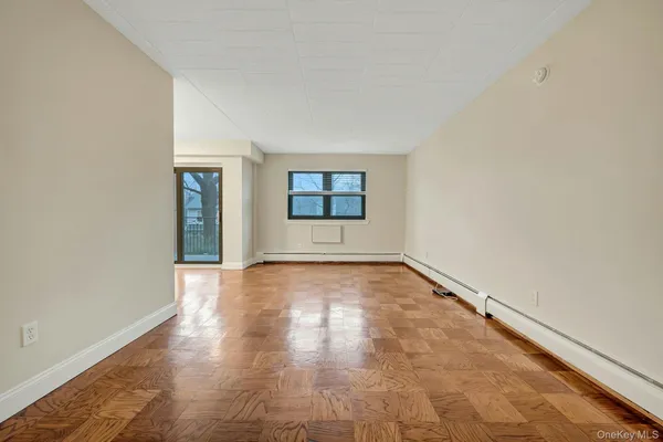 $2,995 | 505 White Plains Road, Unit 1B, Eastchester, NY 10709