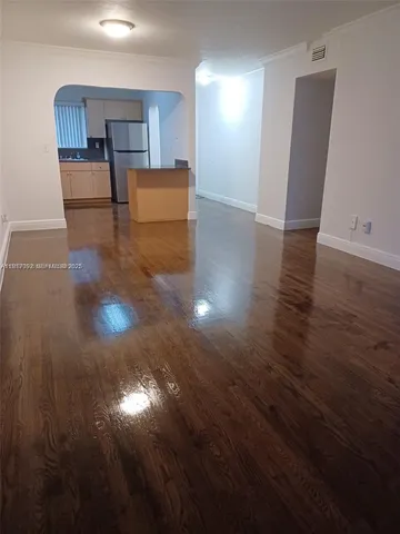 $1,975 | 980 Northeast 170th Street, Unit 204, North Miami Beach, FL 33162