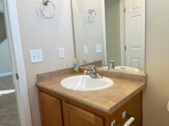 $1,780 | 7078 Glacier River Avenue, Las Vegas, NV 89113