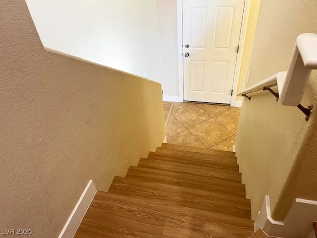 $1,780 | 7078 Glacier River Avenue, Las Vegas, NV 89113