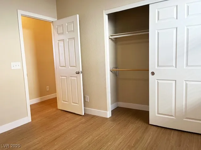 $1,780 | 7078 Glacier River Avenue, Las Vegas, NV 89113