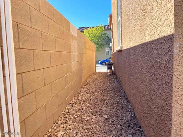 $1,780 | 7078 Glacier River Avenue, Las Vegas, NV 89113