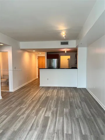 $555,000 | 244 Biscayne Boulevard, Unit 2609, Miami, FL 33132