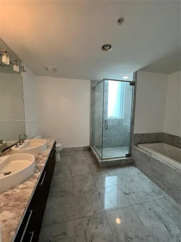 $555,000 | 244 Biscayne Boulevard, Unit 2609, Miami, FL 33132