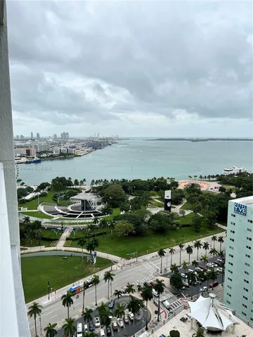 $555,000 | 244 Biscayne Boulevard, Unit 2609, Miami, FL 33132