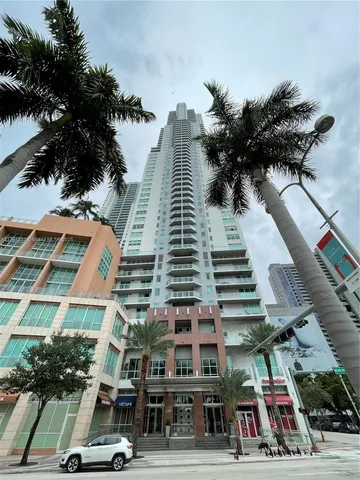 $555,000 | 244 Biscayne Boulevard, Unit 2609, Miami, FL 33132