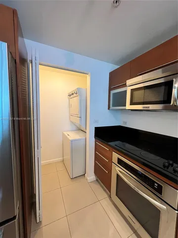 $555,000 | 244 Biscayne Boulevard, Unit 2609, Miami, FL 33132