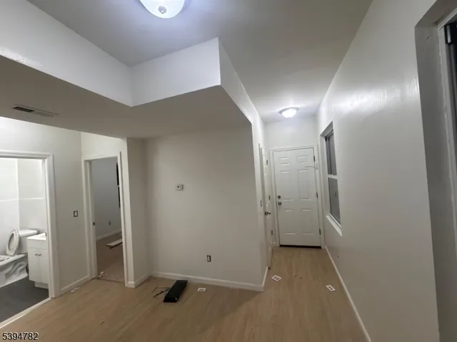 $2,500 | 60 South 12th Street, Unit 3, Newark, NJ 07107