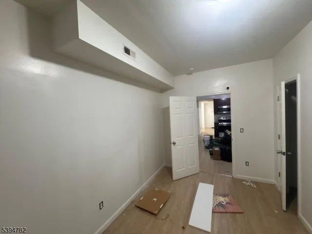 $2,500 | 60 South 12th Street, Unit 3, Newark, NJ 07107