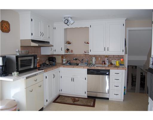 651 Centerville Road Warwick, RI 02886 - Photo 4 of 8 Kitchen.