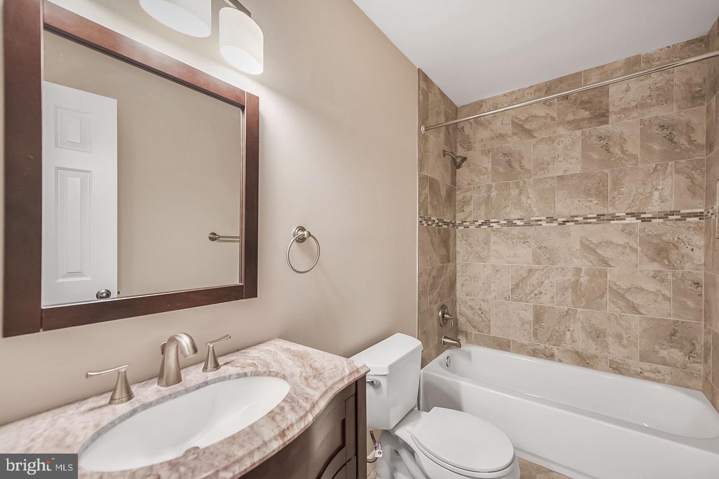 1657 Oak Spring Way Reston, VA 20190 - Photo 19 of 24 Gallery Image 19