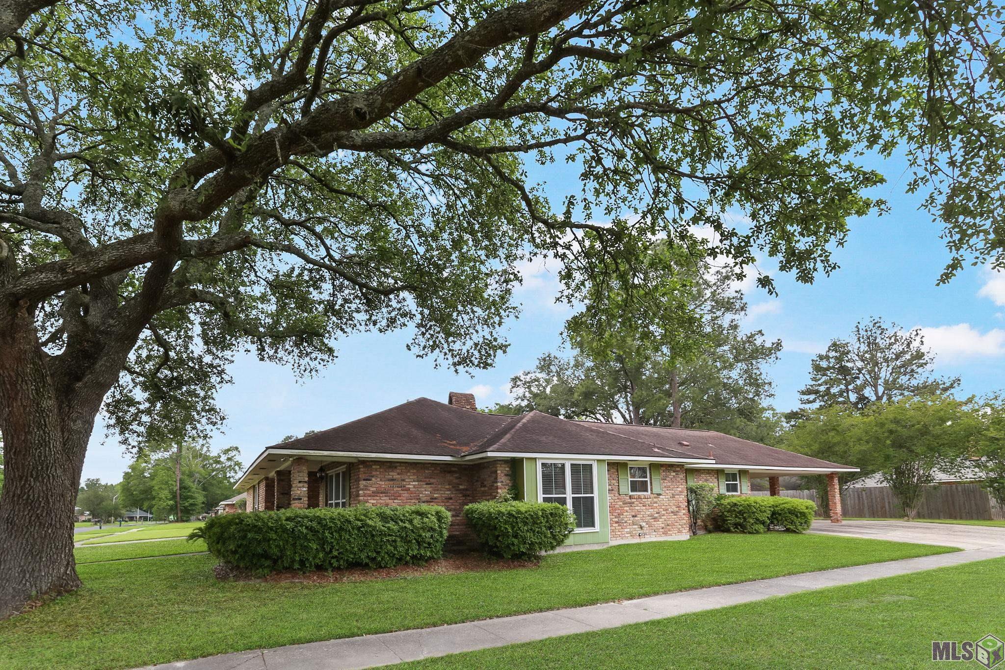 13343 East Parnell Avenue Baton Rouge, LA 70815 - Photo 2 of 17