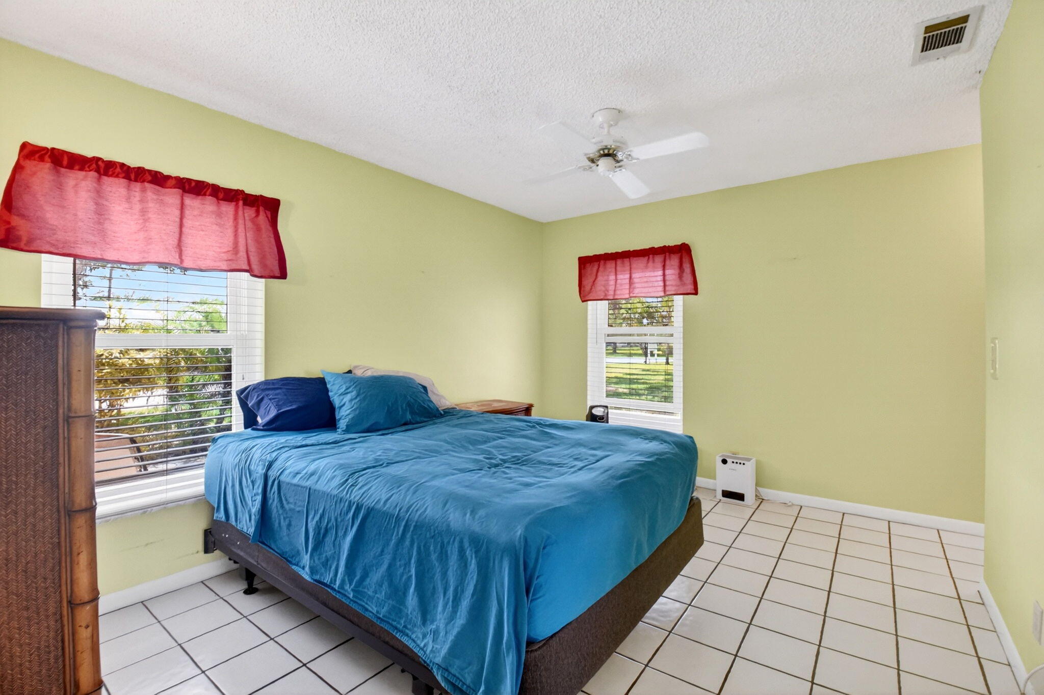 260 Cape Cod Circle Lake Worth, FL 33467 - Photo 15 of 50 15-web-or-mls-DSC_0698