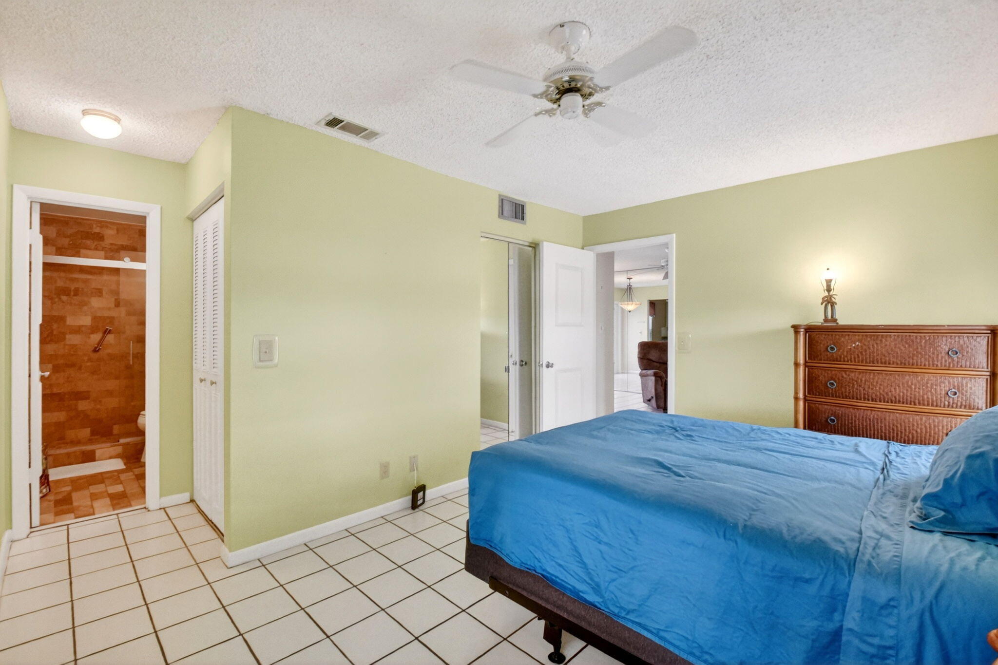 260 Cape Cod Circle Lake Worth, FL 33467 - Photo 16 of 50 16-web-or-mls-DSC_0703
