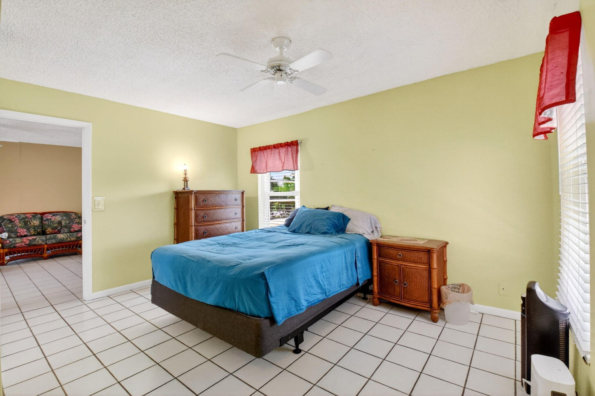260 Cape Cod Circle Lake Worth, FL 33467 - Photo 17 of 50 17-web-or-mls-DSC_0708