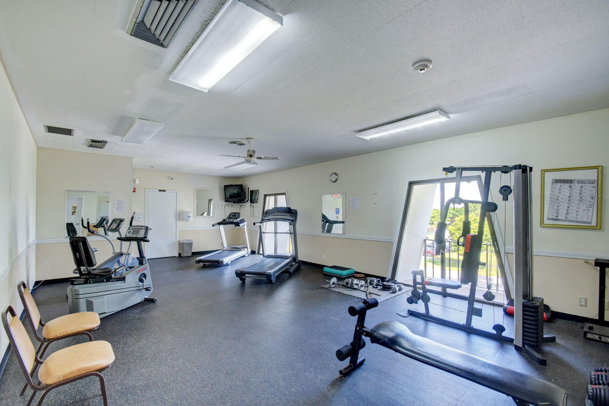 260 Cape Cod Circle Lake Worth, FL 33467 - Photo 43 of 50 43-web-or-mls-apartment (42)