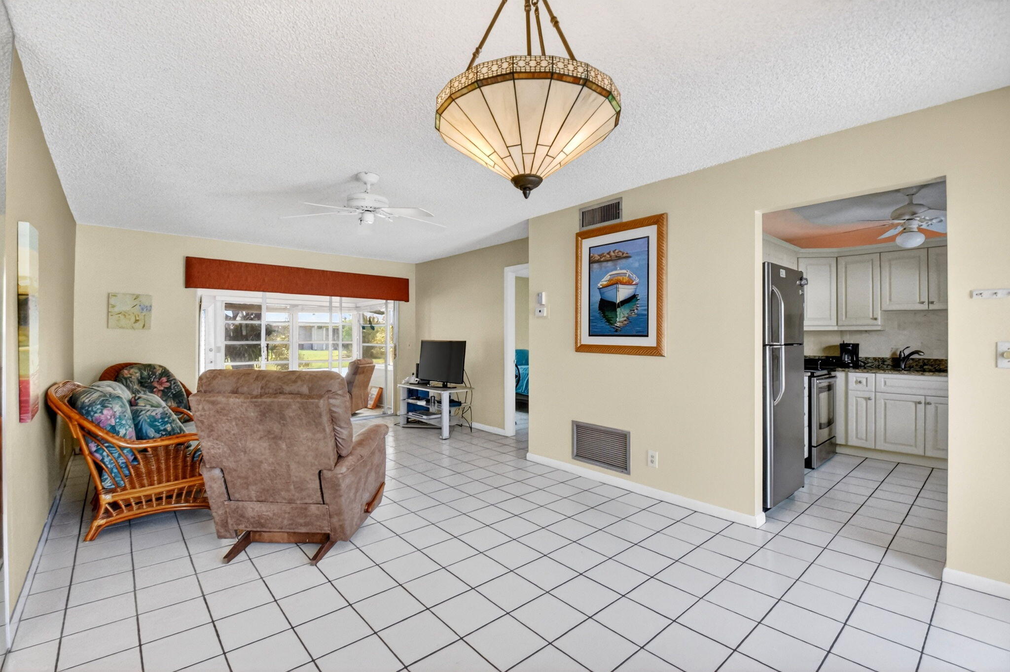 260 Cape Cod Circle Lake Worth, FL 33467 - Photo 6 of 50 6-web-or-mls-DSC_0653