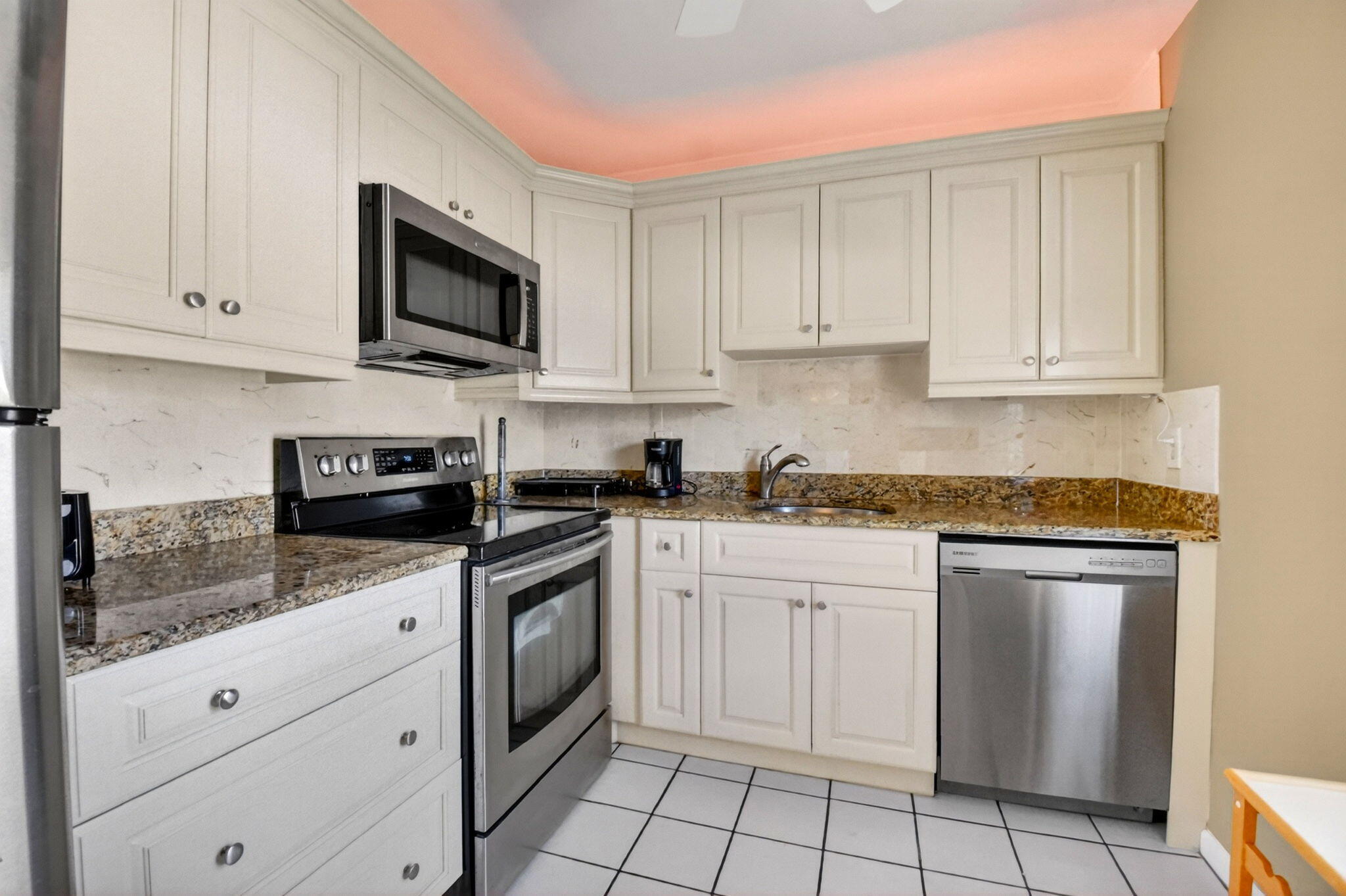 260 Cape Cod Circle Lake Worth, FL 33467 - Photo 8 of 50 8-web-or-mls-DSC_0663