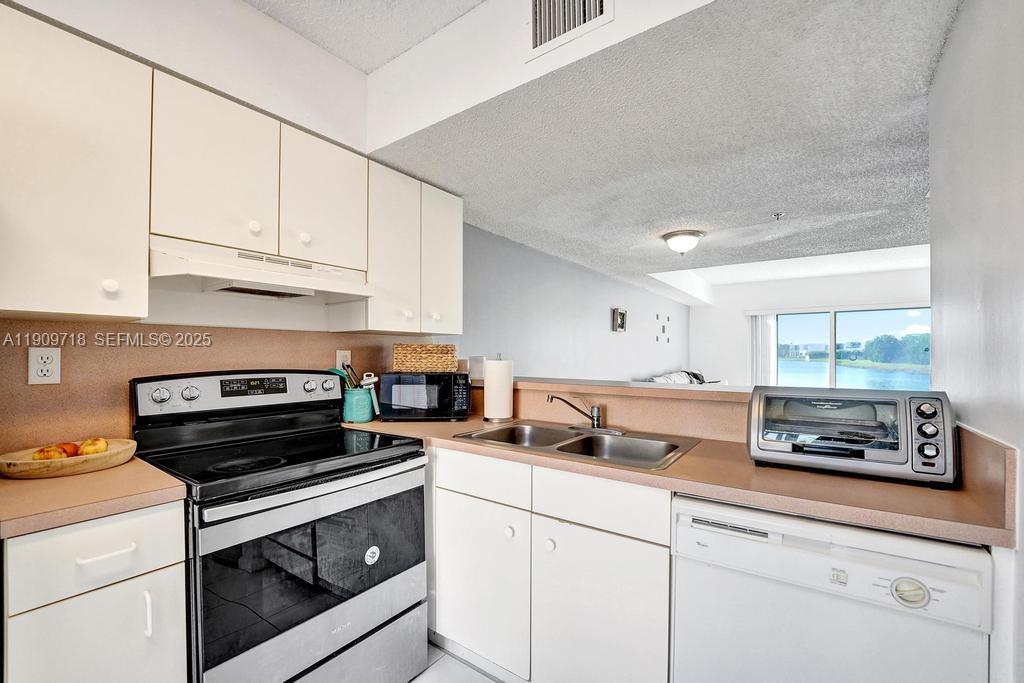 174 Riviera Circle, Unit 274 Weston, FL 33326 - Photo 18 of 62