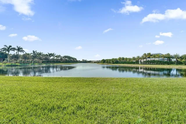 $440,000 | 174 Riviera Circle, Unit 274, Weston, FL 33326