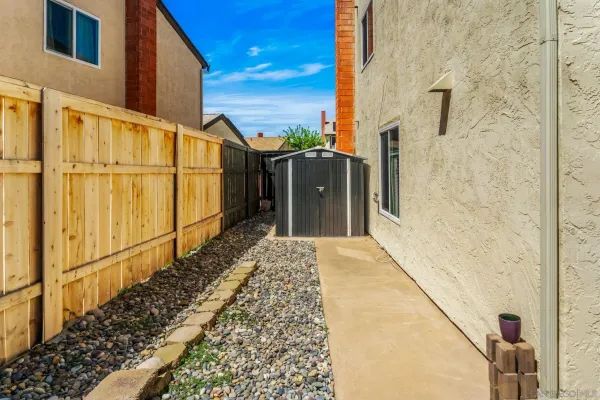 $950,000 | 8963 Capcano Road, San Diego, CA 92126