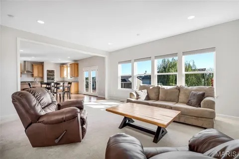 $549,500 | 910 Ellis Park Drive, Wentzville, MO 63385