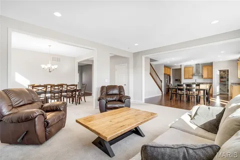 $549,500 | 910 Ellis Park Drive, Wentzville, MO 63385