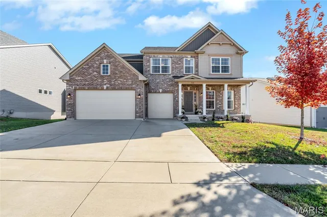 $542,000 | 910 Ellis Park Drive, Wentzville, MO 63385