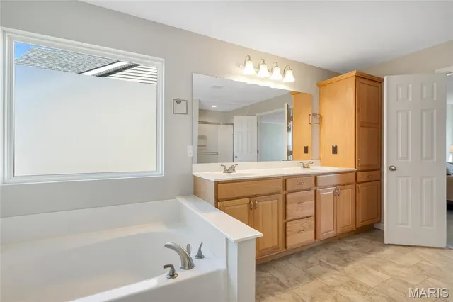 $542,000 | 910 Ellis Park Drive, Wentzville, MO 63385