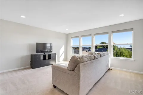 $549,500 | 910 Ellis Park Drive, Wentzville, MO 63385