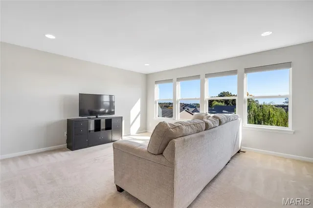 $542,000 | 910 Ellis Park Drive, Wentzville, MO 63385