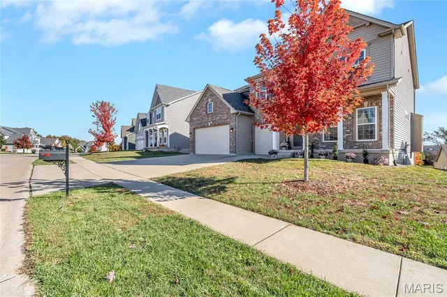 $542,000 | 910 Ellis Park Drive, Wentzville, MO 63385