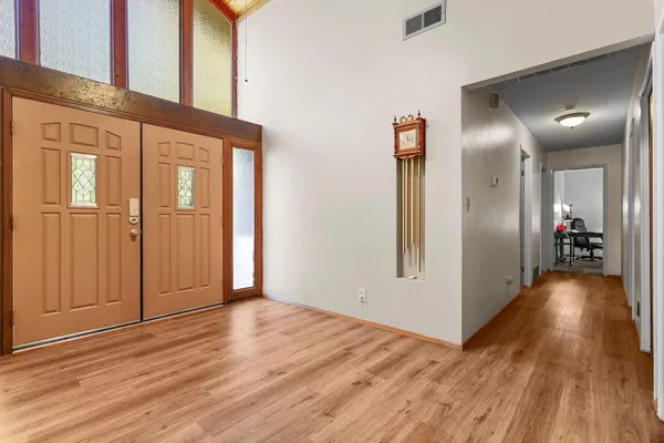 $379,900 | 2185 Galaxy Way, Redding, CA 96002