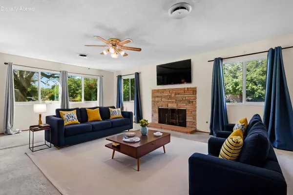 $379,900 | 2185 Galaxy Way, Redding, CA 96002