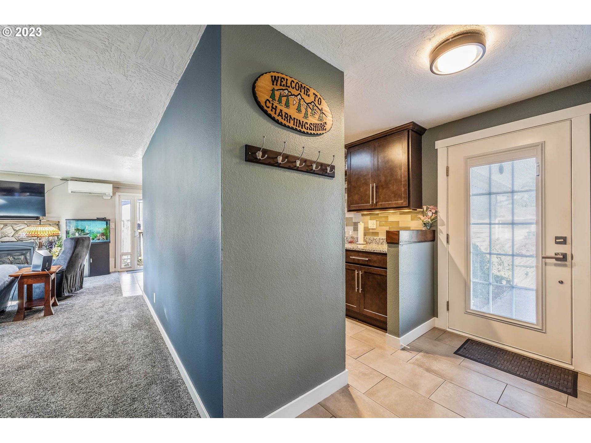 1083 Quinalt Street Springfield, OR 97477 - Photo 3 of 39 a view of kitchen with furniture and a refrigerator