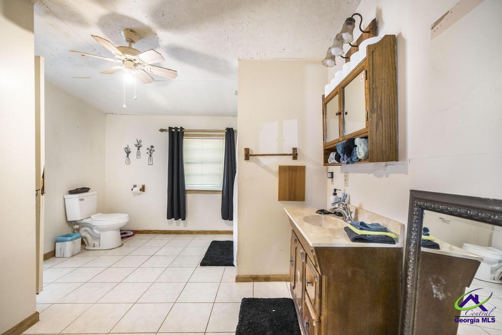 8494 Lower Thomaston Road Lizella, GA 31052 - Photo 25 of 35