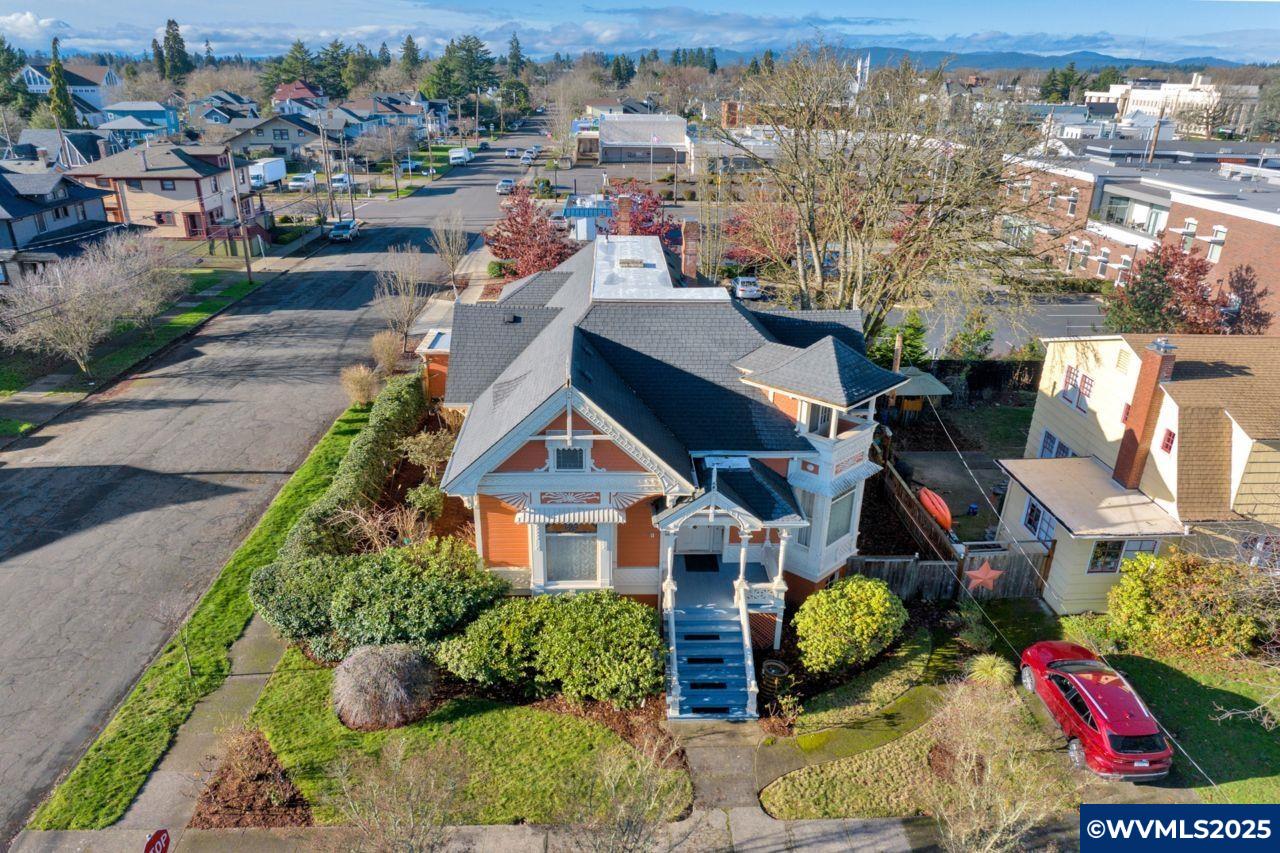 632 Southeast Baker Street Albany, OR 97321 - Photo 3 of 50