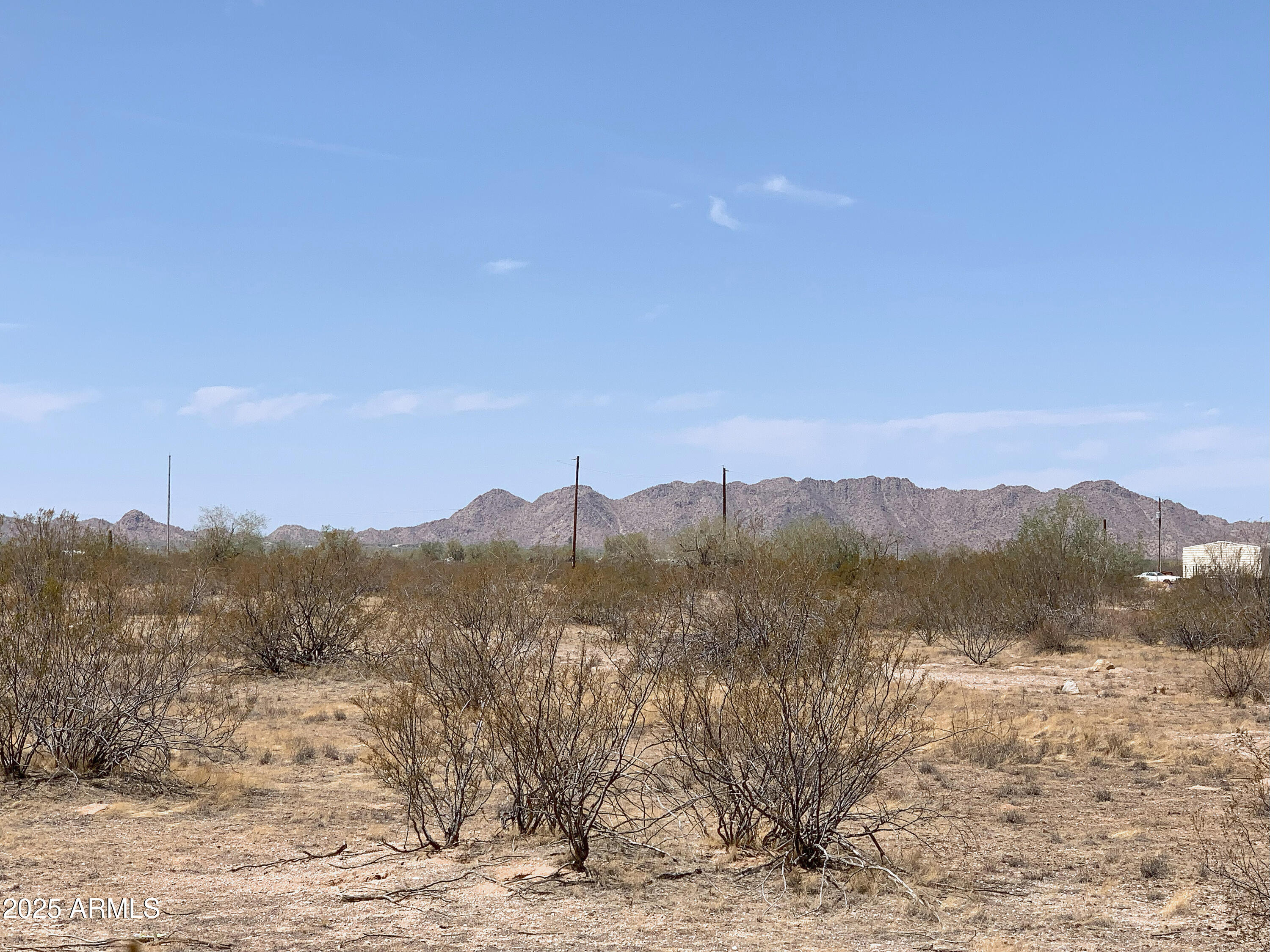 3 West Whirly Bird Road Maricopa, AZ 85139 - Photo 10 of 14 Bring Your Toys & Critters!