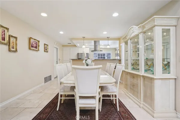 $825,000 | 21811 Merridy Street, Chatsworth, CA 91311