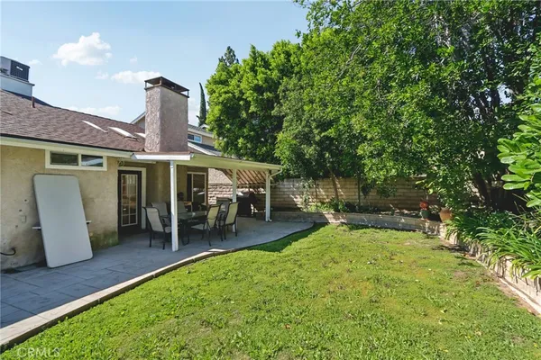 $825,000 | 21811 Merridy Street, Chatsworth, CA 91311