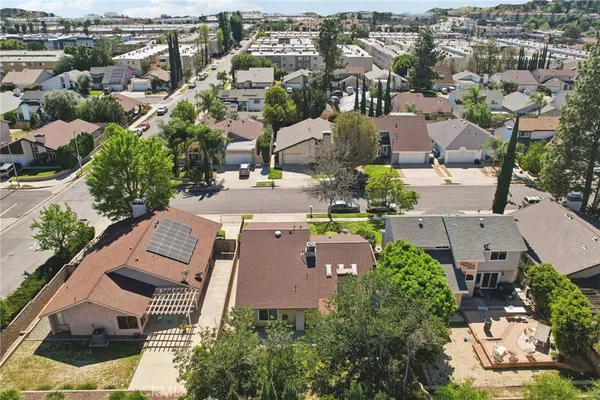 $825,000 | 21811 Merridy Street, Chatsworth, CA 91311