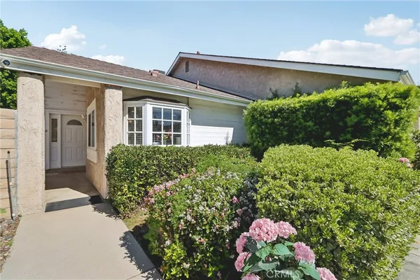 $825,000 | 21811 Merridy Street, Chatsworth, CA 91311