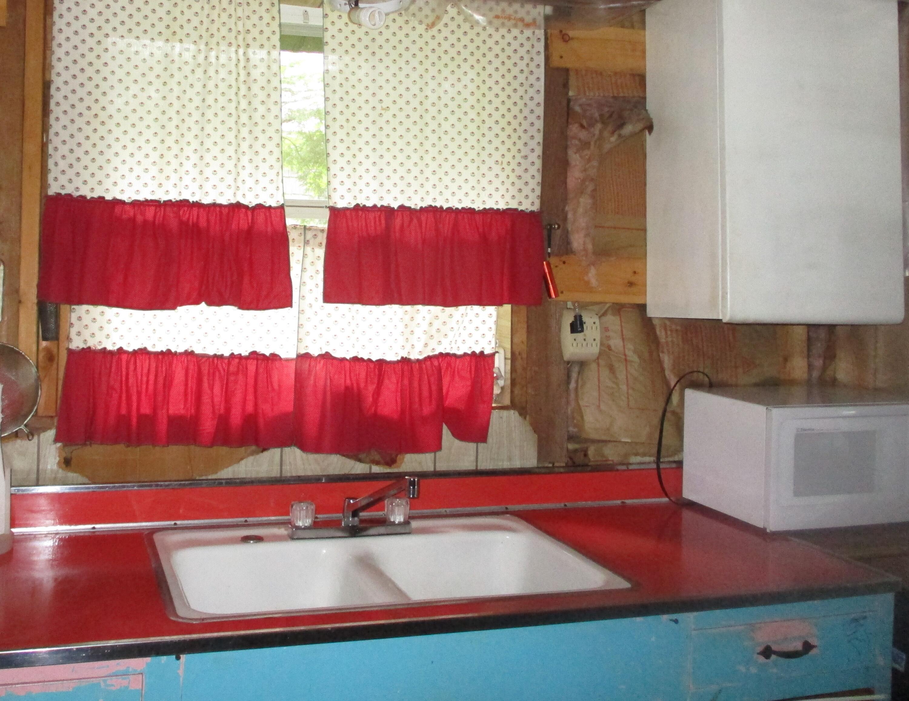 13 Fellows Farm Road Kents Hill, ME 04349 - Photo 4 of 18 Kitchen 1
