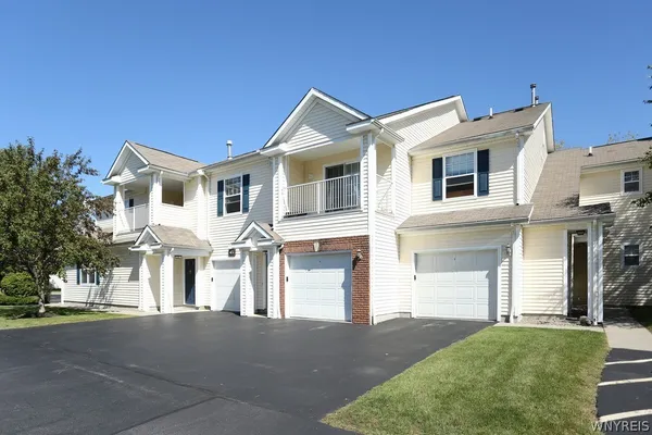 $2,509 | 10 Arielle Court, Unit D/E PLAN, Amherst, NY 14221